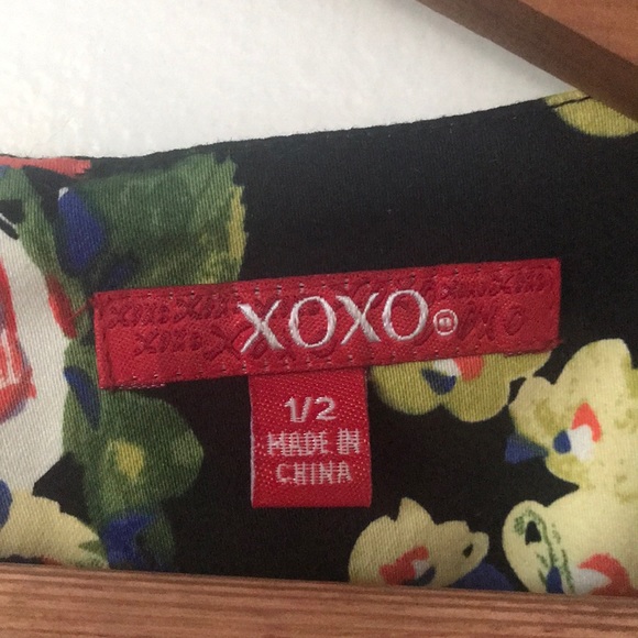 Sexy pin-up style dress - Picture 5 of 5